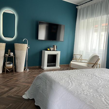 Casa Del Caval Bianco Bed & Breakfast เวนาเรีย เรอาเล ภายนอก รูปภาพ