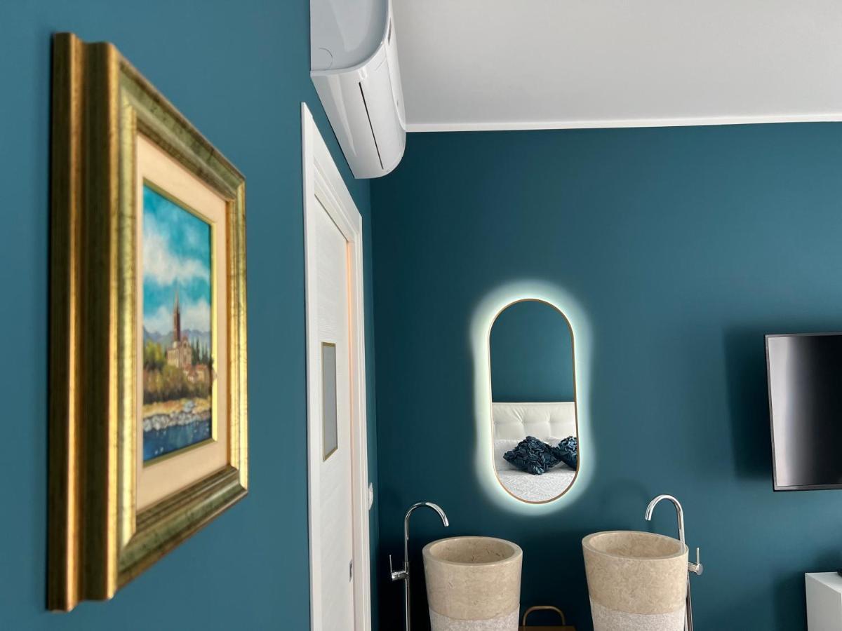 Casa Del Caval Bianco Bed & Breakfast เวนาเรีย เรอาเล ภายนอก รูปภาพ